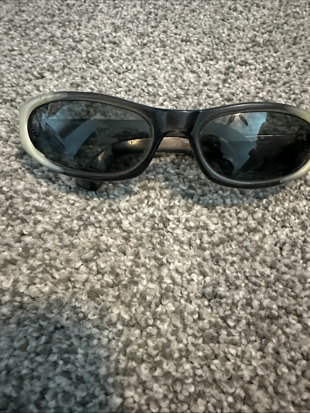 Men's Black and Gray Sunglasses - Classic Oval Frame